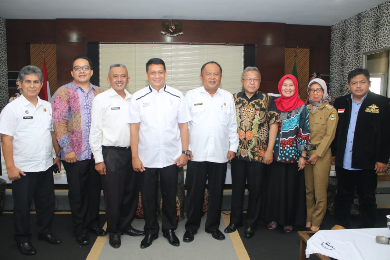 Foto Bersama Dengan Tim Penilai PPD TA 2020 Tingkat Provinsi Jawa Barat di Kabupaten Purwakarta