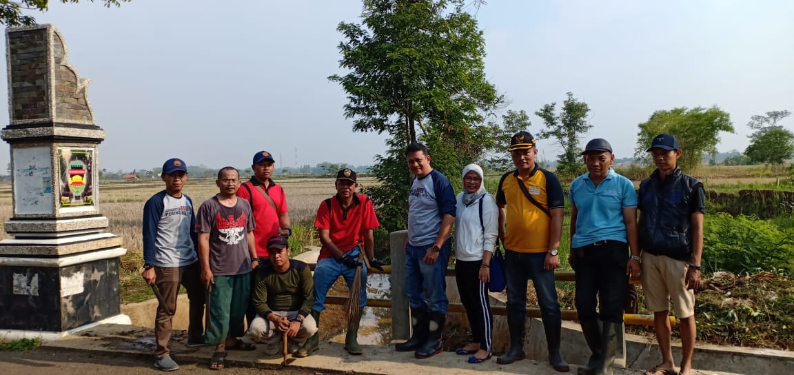 Partisipasi Pegawai Bappelitbangda Kabupaten Purwakarta Dalam Pelaksanaan Gebyar Kebersihan di Kampung Baru  Bojong (Sabtu, 23 November 2019)