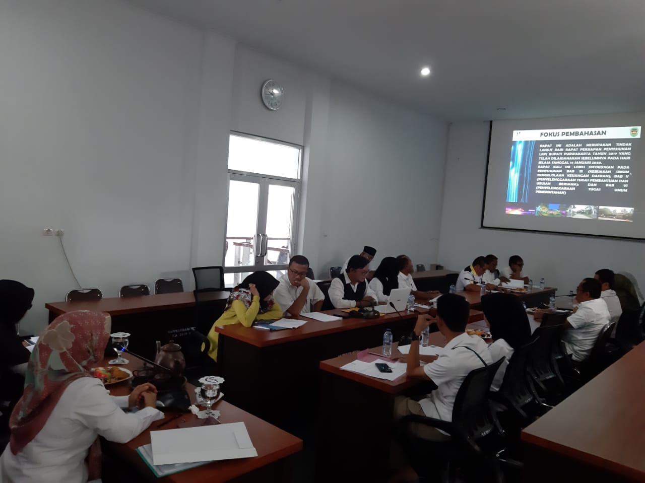 Rapat Pembahasan Penyusunan LKPJ Bab III, Bab V dan Bab VI Pada Hari Selasa Tanggal 21 Januari 2020