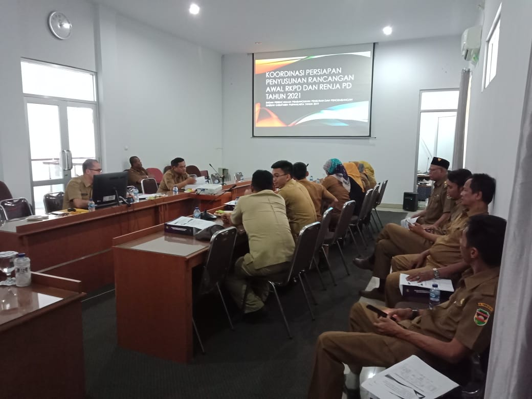 Rapat Koordinasi Lanjutan Penyusunan Rancangan Awal RKPD Kabupaten Purwakarta Tahun 2021 Dengan Subbagian Program Aparatur Kecamatan