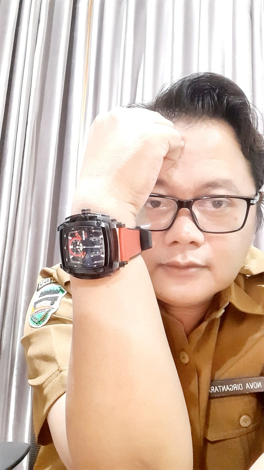 Nova Dirgantara, S.IP, SE